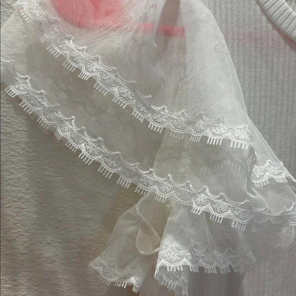 White Puff Sleeve Lace Top - Brand Unknown - Picture 4 of 6